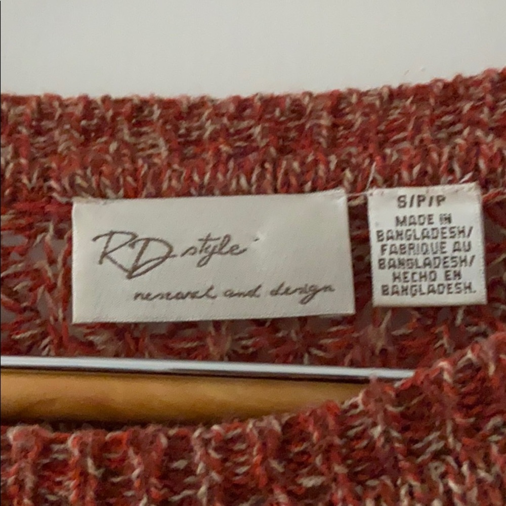 Small Oversized Sweater - Picture 2 of 2